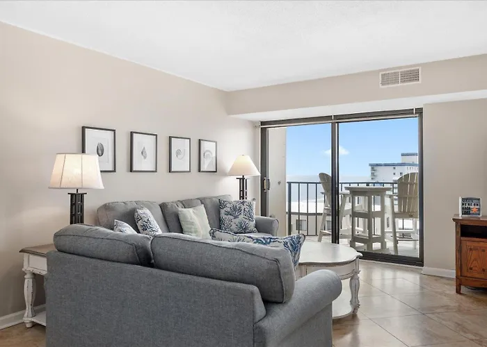 2 Bedroom Ocean Front With Outdoor Pool! * Ocean City
